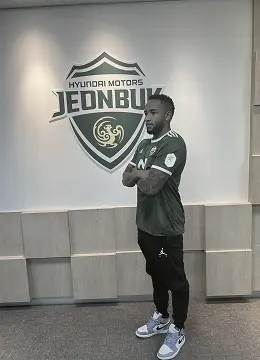 Atleta Rafael Silva, acompanhado pelo nutricionista esportivo Dr. Victor Hugo, demonstrando evolução em alta performance