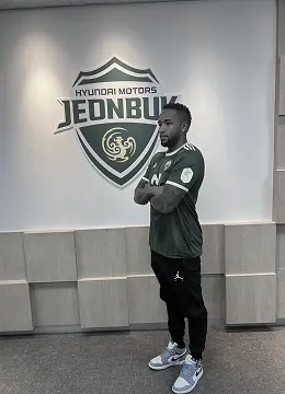 Atleta Rafael Silva, acompanhado pelo nutricionista esportivo Dr. Victor Hugo, demonstrando evolução em alta performance